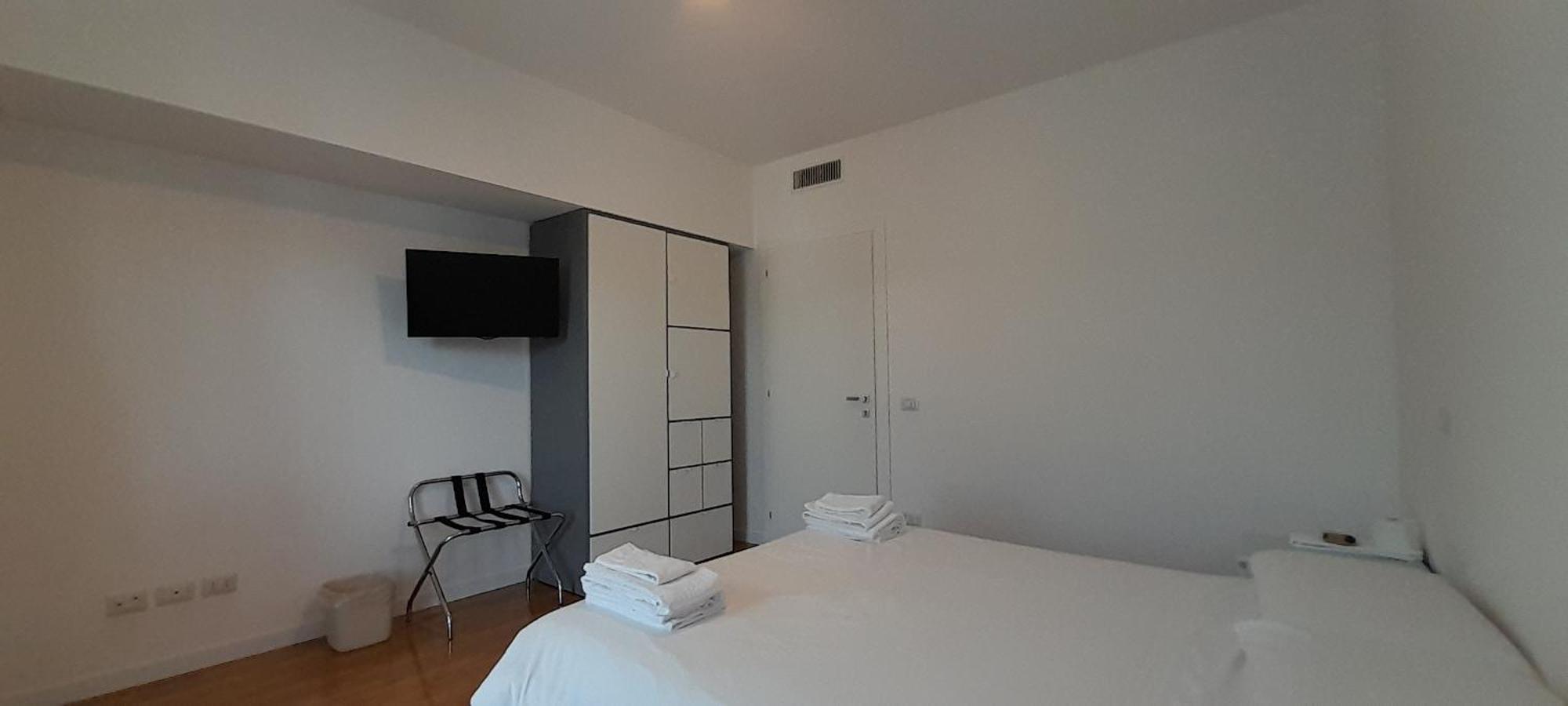 Doppel-/Zweibettzimmer mit Gemeinschaftsbad