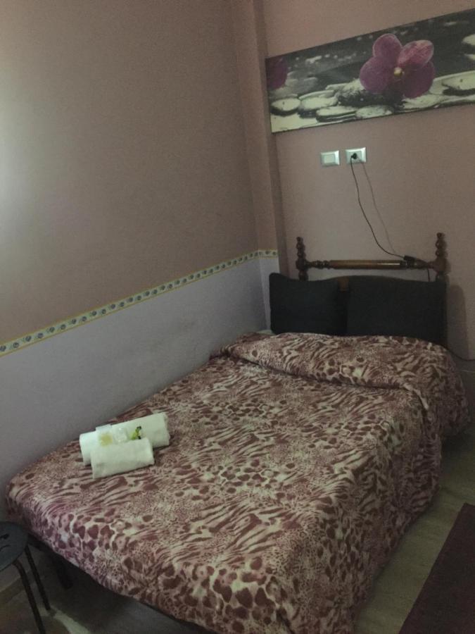 Single Room Private Bathroom