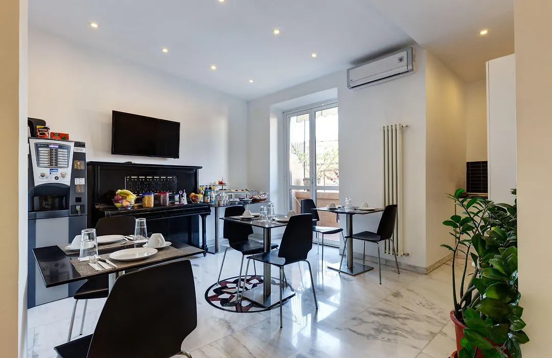 Little Rhome Suites-1