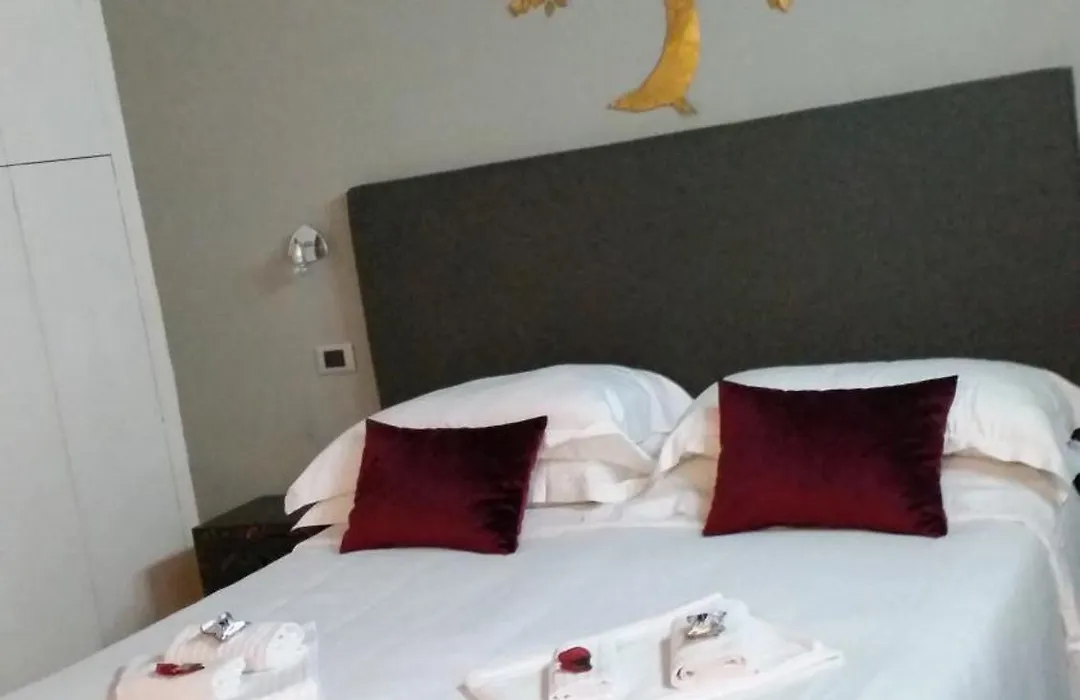 Navona First Rooms-1