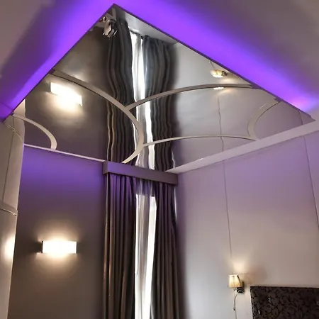 Piccolo di Piazza di Spagna Suites-2