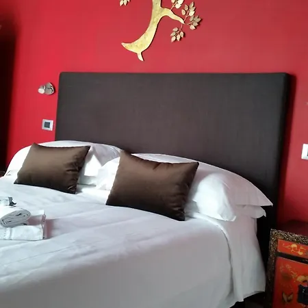 Navona First Rooms-2