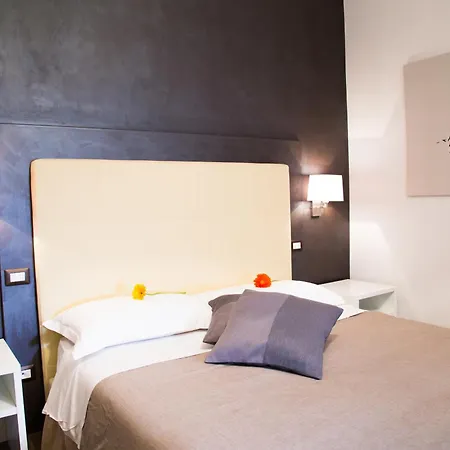 Modern BnB-3