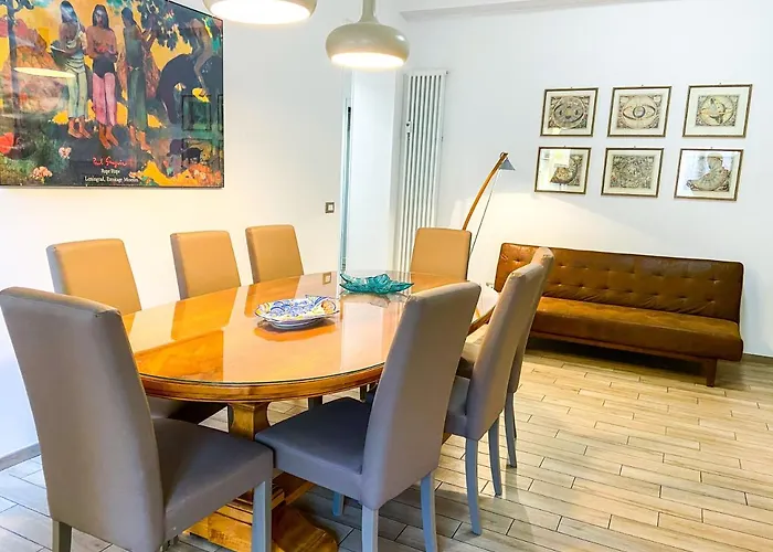 Pet Friendly hotel: Butterfly Suite Rome