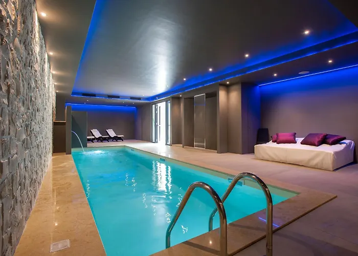 Hotel con piscina: Fortyfive Squared Hotel