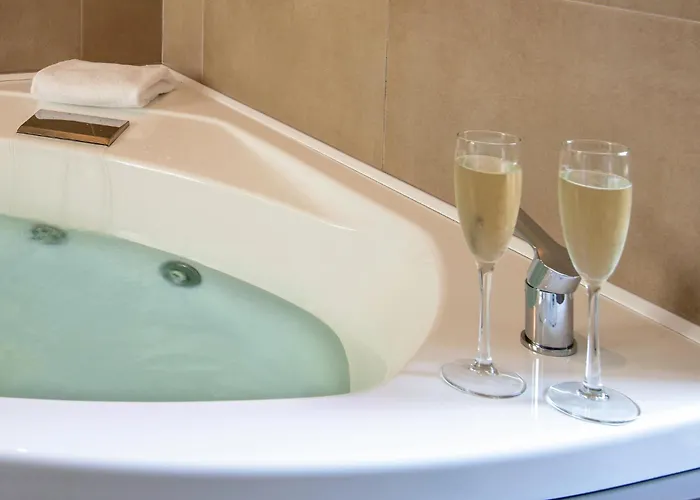 Hotel con piscina: Fortyfive Squared Hotel