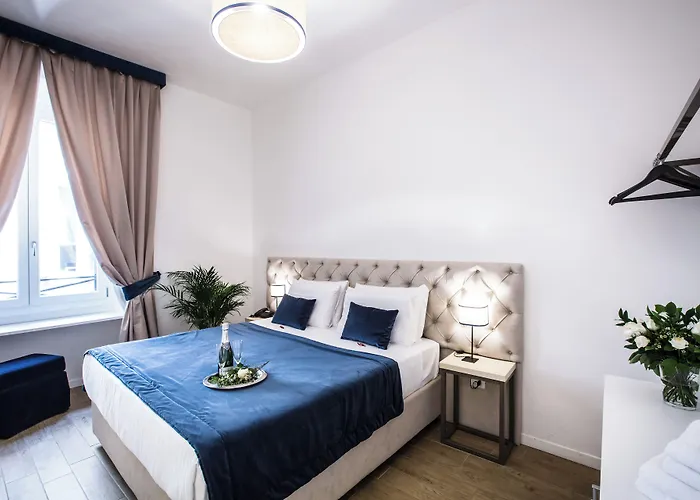 Chic & Town Luxury Rooms Piazza Di Spagna