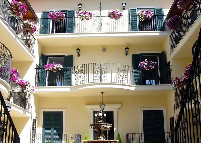 Lodge: Aurelia Vatican Apartments